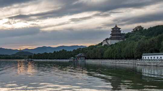 北京颐和园佛香阁日落风景