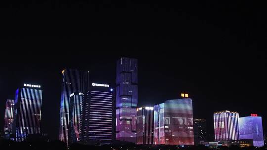 灯光绚丽的城市夜景高楼大厦