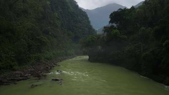 云南怒江州贡山县独龙江高黎贡山森林航拍