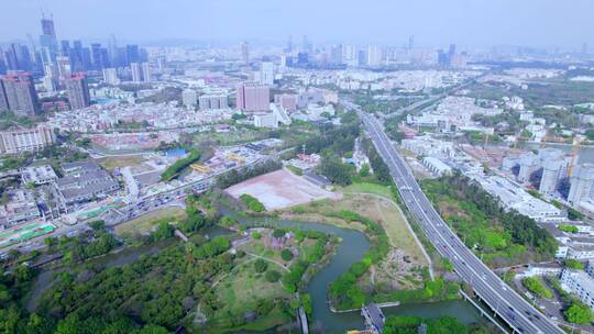 广州海珠国家湿地公园与城市公路车流航拍