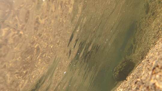 清澈的山涧溪水水下高速升格4K镜头