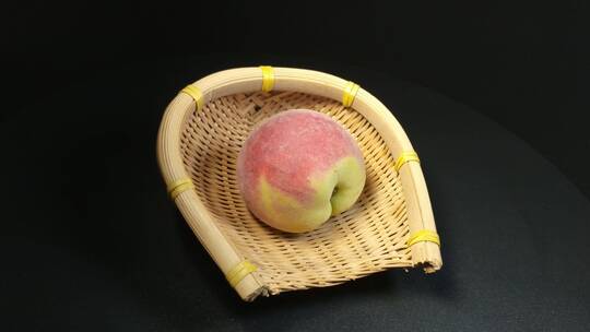 白花桃桃子水果视频素材模板下载