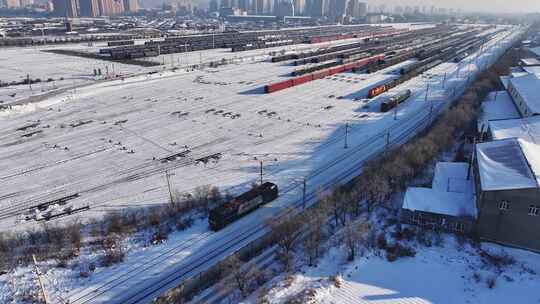 火车 雪国列车 哈尔滨南站 轨道 交通工具