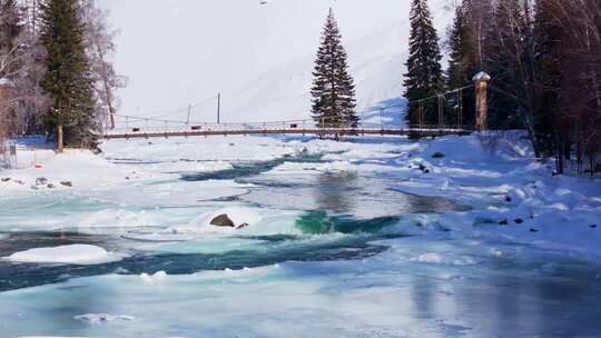 新疆阿勒泰地区喀纳斯景区雪景航拍