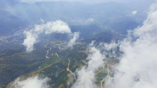 高空航拍俯视云雾山川自然风景