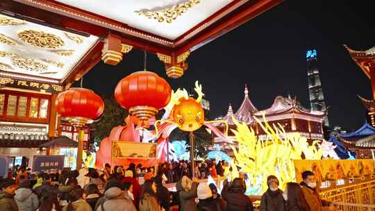 上海豫园灯会城隍庙夜景人流量游客旅游