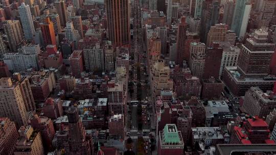 城市航拍纽约帝国大厦摩天大楼城市建筑交通视频素材模板下载