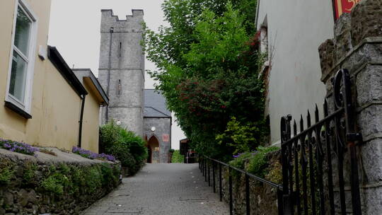 爱尔兰县凯里基洛格林教堂