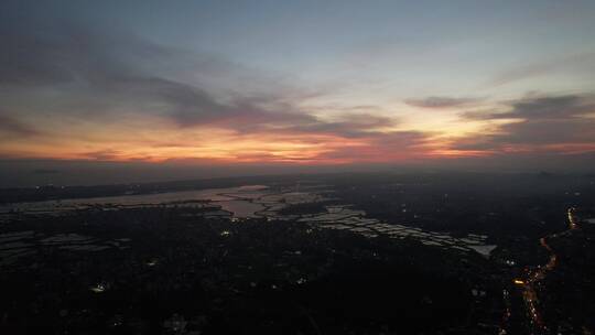 夕阳下的乡村