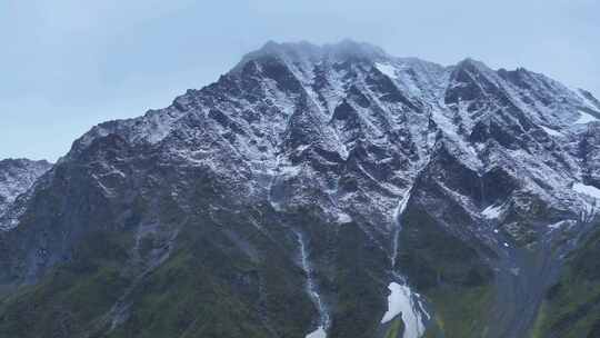 航拍四川甘孜海螺沟景区扇子山雪山风光