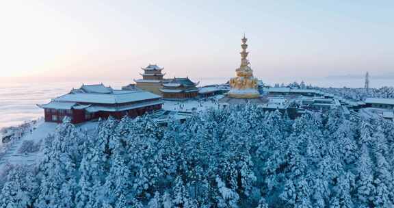 航拍四川峨眉山金顶冬季雪景云海美丽景观