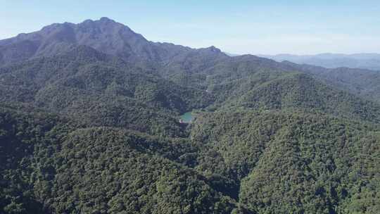 祖国大好河山肇庆鼎湖山5A景区蝴蝶湖航拍