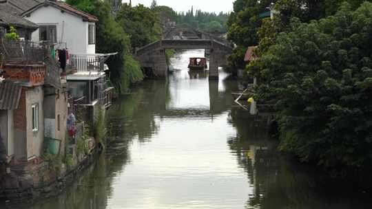 游船  湖泊 水湾 人文 风景 木船 古镇河流