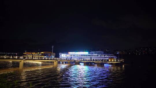 杭州钱塘江夜游滨江码头夜景视频素材模板下载