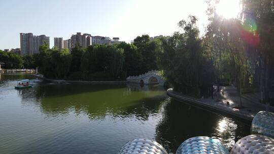 西安城市宣传片丰庆公园阳光湖4视频素材模板下载