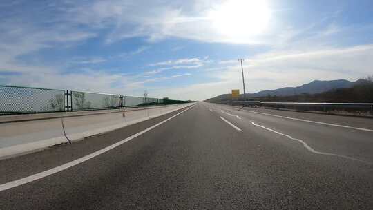 公路 车辆 行驶 移动 道路 自然风景