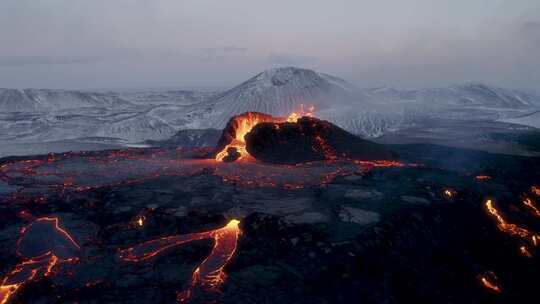 冰岛火山爆发航拍