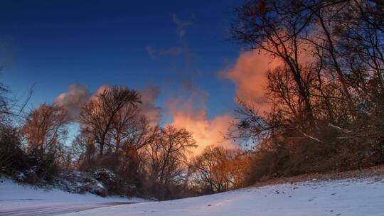 一条被雪覆盖的路视频素材模板下载