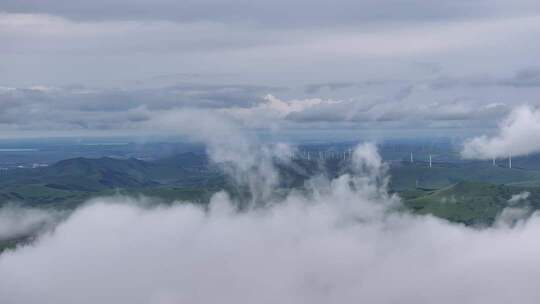 山间云海空中俯瞰