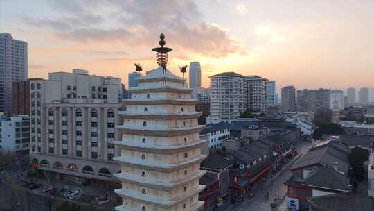 昆明东寺塔金马碧鸡东寺街西寺塔高清在线视频素材下载