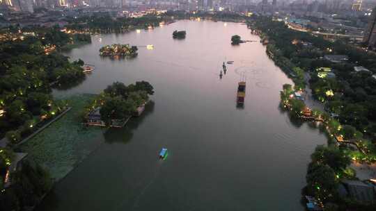 山东省济南市大明湖夜景航拍4k