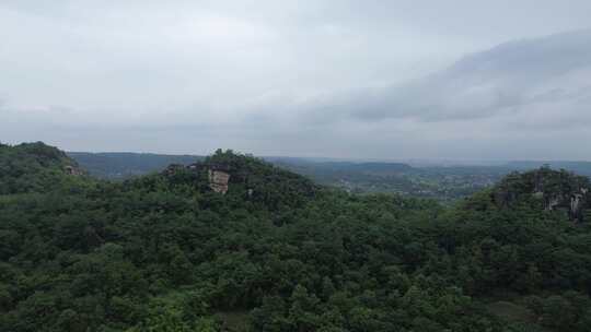 绵阳北川县城附近的山与大地