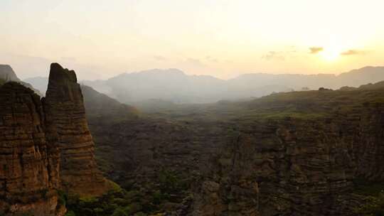 石林奇观 峰峦嶙峋 地质风貌瑰丽