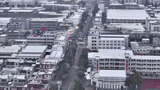 航拍小镇城市平原建筑学校民房城镇农村雪景