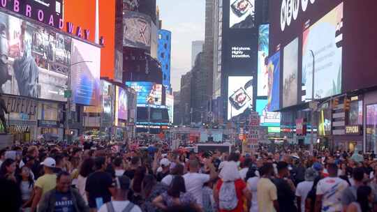美国纽约 时代广场 人群游客 广告牌