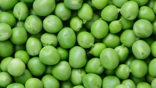 绿色豌豆粒。特写