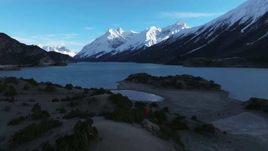 西藏昌都然乌湖来古雪山冰湖高空航拍