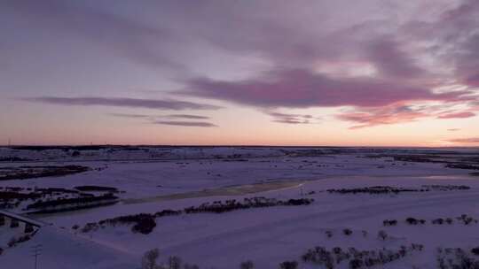 雪原夕阳风光全景