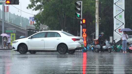 雨天 下雨 城市风光 写意 台风 雨中景色