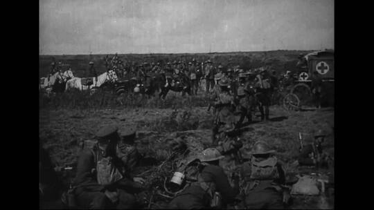 英国士兵在第一次世界大战中突破兴登堡防线