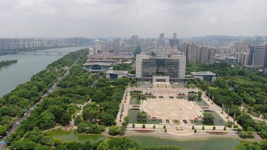 航拍柳州市政府市民广场视频素材模板下载