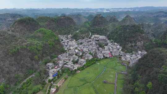 贵州安顺市高荡村千年布依古寨航拍风光