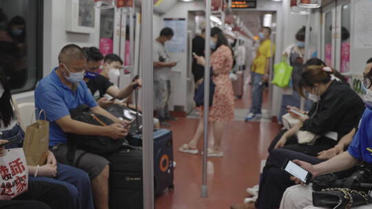 上海地铁上班人群人流快节奏城市生活