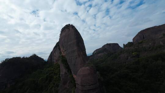 fpv穿越机航拍韶关仁化丹霞山阳元石5A景区视频素材模板下载