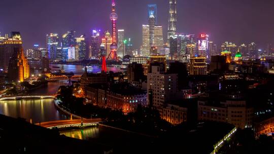五彩斑斓的上海城市夜景