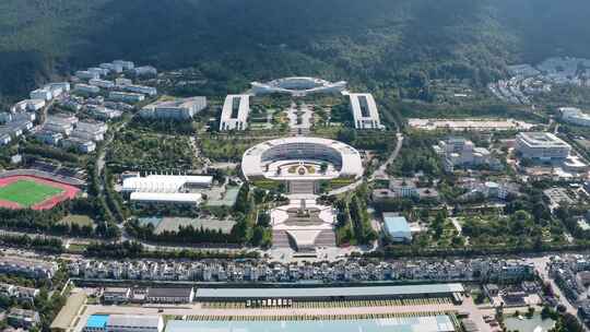 航拍中国云南大理大学风景