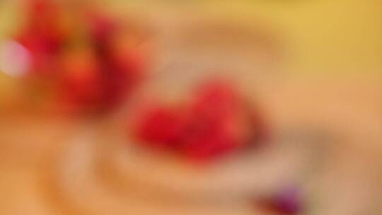 草莓水果夏季维生素视频素材模板下载