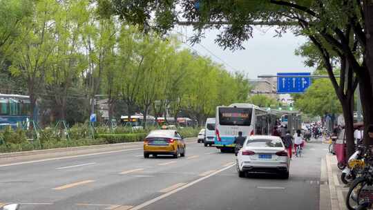 北京东城区二环内街道马路