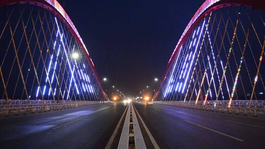 城市桥梁夜景，艾溪湖大桥视频素材模板下载