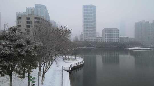 武汉江汉区菱角湖公园雪景航拍