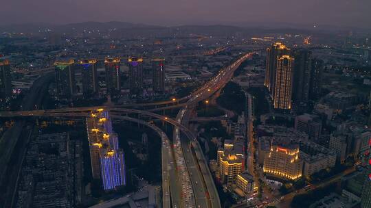 昆明米半春天楼顶航拍昆明城市全景