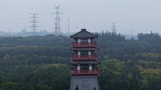 航拍洛阳周山森林公园