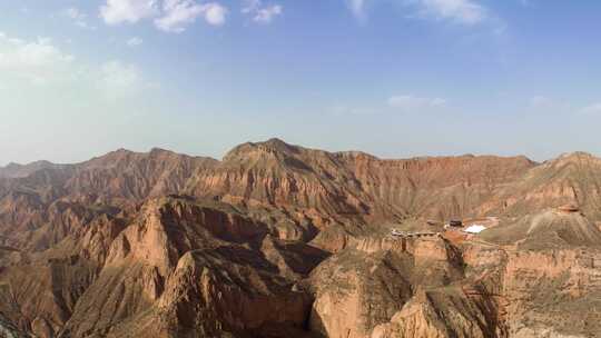 甘肃兰州水墨丹霞景区丹霞地貌蓝天航拍延时