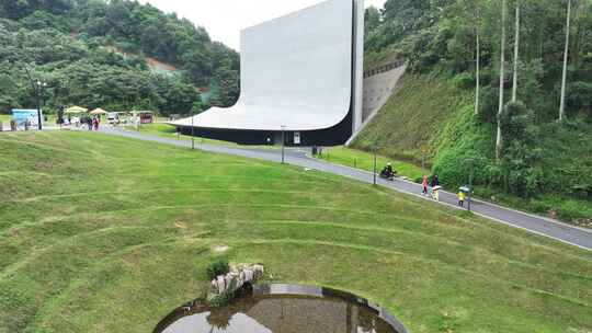 中国广东省广州市从化区天人山水大地艺术园视频素材模板下载