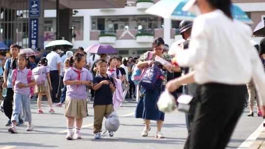 小学放学出门2