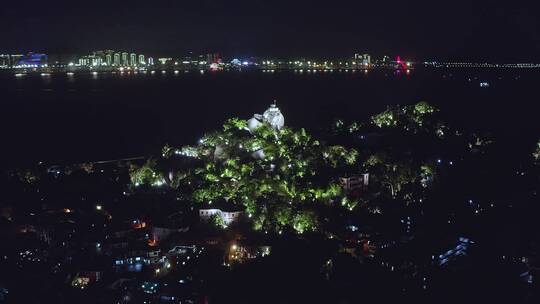 航拍厦门鼓浪屿日光岩夜景灯光秀